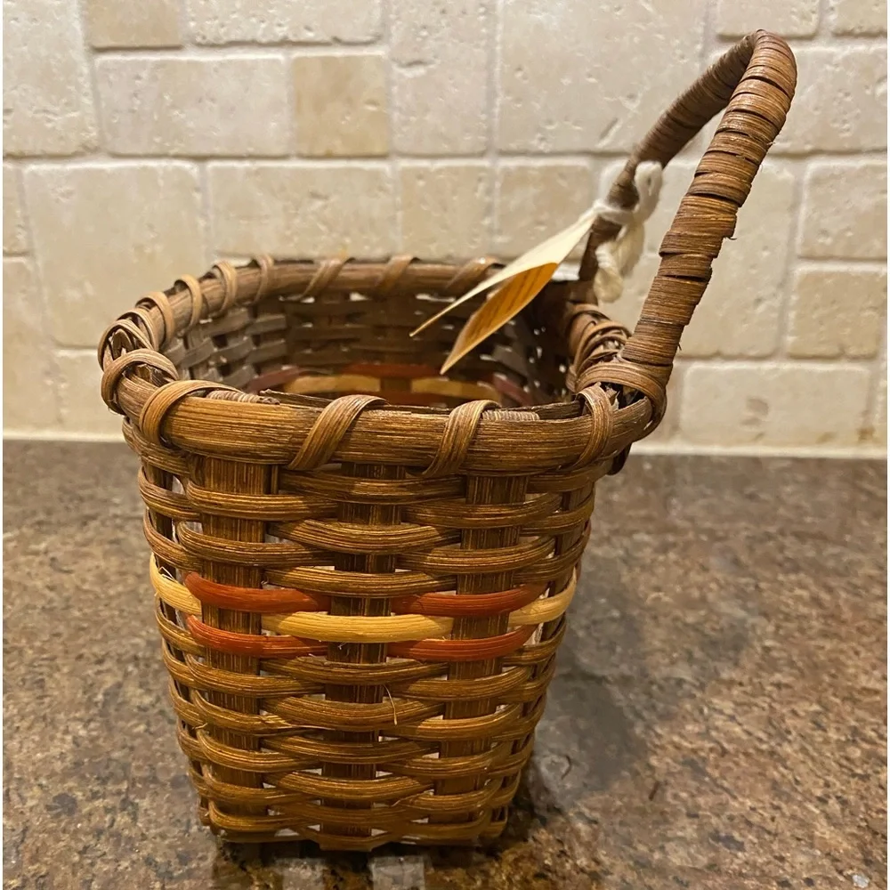 NWT Vintage Handcrafted Wooden Hanging Basket By Jackie Montemerlo 5x8x 5&1/2” - Picture 4 of 6